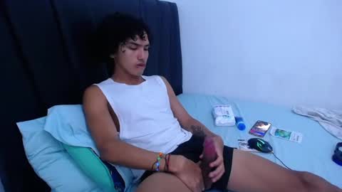 Snapshot of tayronx33 chatting on 1, 2, 2025 Tayron online show from 1, 2, 2025