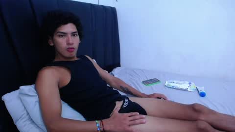 Snapshot of tayronx33 chatting on 14, 2, 2025 Tayron online show from 14, 2, 2025