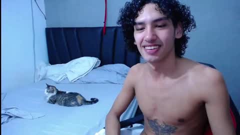 Snapshot of tayronx33 chatting on 19, 9, 2025 Tayron online show from 19, 9, 2025