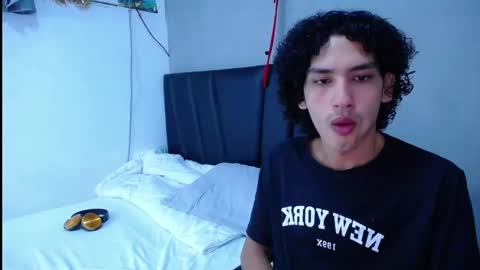 Snapshot of tayronx33 chatting on 21, 9, 2025 Tayron online show from 21, 9, 2025