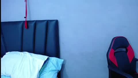 Snapshot of tayronx33 chatting on 2, 10, 2025 Tayron online show from 2, 10, 2025