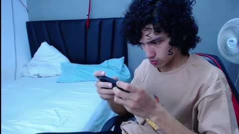 Snapshot of tayronx33 chatting on 8, 10, 2025 Tayron online show from 8, 10, 2025