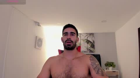 Snapshot of tbastian chatting on 30, 4, 2026 BASTIAN online show from 30, 4, 2026