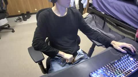 Snapshot of tbone_93 chatting on 14, 10, 2025 Tbone online show from 14, 10, 2025