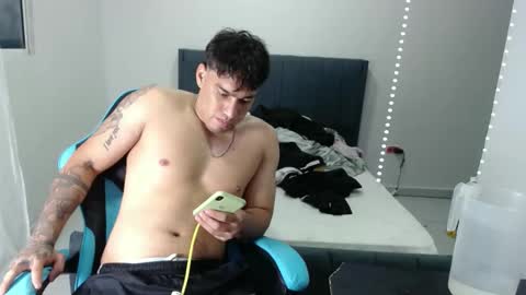 Snapshot of team23hot0 chatting on 10, 9, 2025 team23hot0 online show from 10, 9, 2025