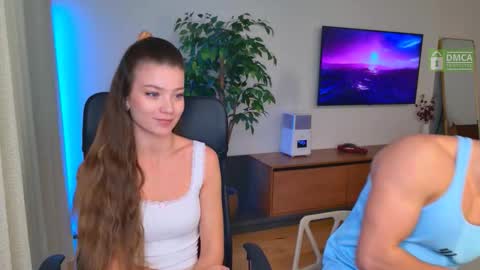 Snapshot of team2fit chatting on 7, 11, 2025 team2fit online show from 7, 11, 2025