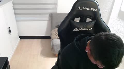 DYNAMITE DUO69 online show from 25, 3, 2026