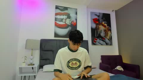 Team Twinks online show from 4, 11, 2025