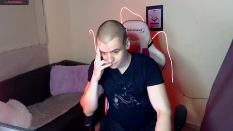 Snapshot of teasemejay71 chatting on 31, 10, 2025 teasemejay71 online show from 31, 10, 2025