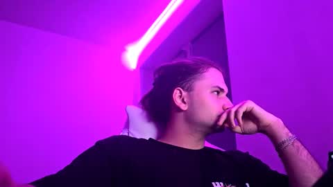 Snapshot of teasenova chatting on 11, 10, 2025 Vlad online show from 11, 10, 2025