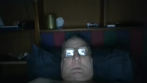 Snapshot of tebb61 chatting on 17, 5, 2026 Mark online show from 17, 5, 2026