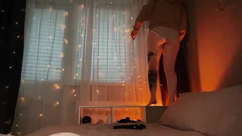 Mary     X TechnoElfff  INST    fansly kissmary online show from 19, 10, 2025