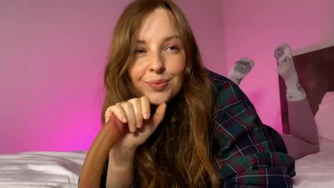 Mary     X TechnoElfff  INST    fansly kissmary online show from 12, 4, 2026