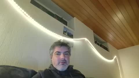 Peter online show from 9, 3, 2025