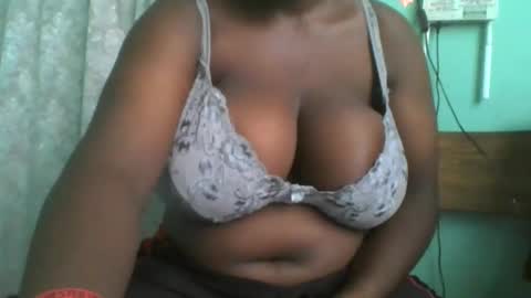 Snapshot of teezzy33 chatting on 17, 2, 2026 teezzy33 online show from 17, 2, 2026