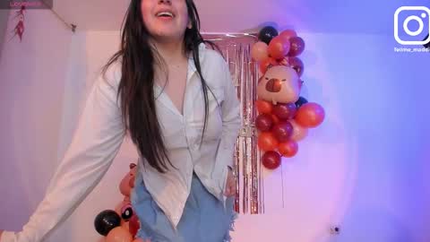 Snapshot of tellme_maddie chatting on 28, 9, 2025 Maddie online show from 28, 9, 2025