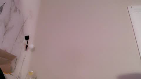 Snapshot of temberli chatting on 6, 11, 2025 temberli online show from 6, 11, 2025