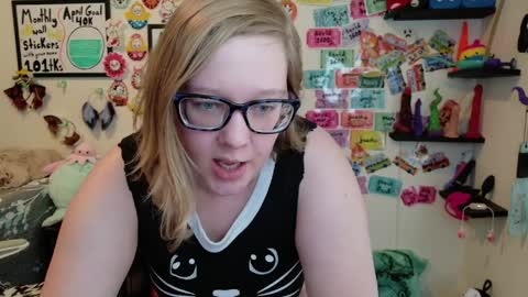 Pixie and Tentacle Overlord online show from 10, 4, 2026