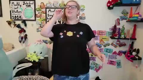 Snapshot of ten_tickle_pixie chatting on 17, 7, 2026 Pixie and Tentacle Overlord online show from 17, 7, 2026