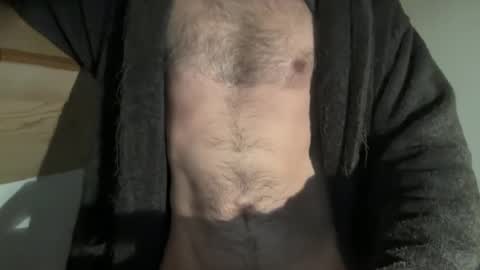 Snapshot of tender_joy_love chatting on 4, 1, 2025 tender_joy_love online show from 4, 1, 2025