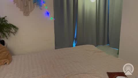 inst r0seamber0 online show from 19, 1, 2026