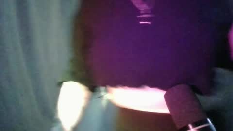 tendre_amelia online show from 7, 4, 2026