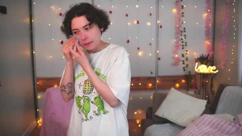 Snapshot of tenishal0ve chatting on 1, 4, 2026 Wanessa online show from 1, 4, 2026