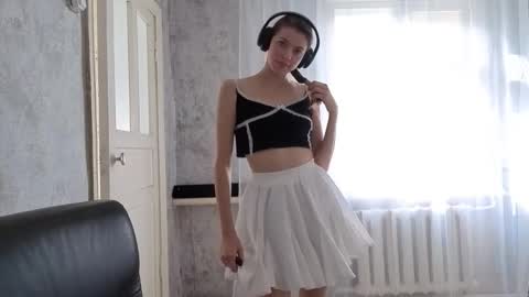 Anny Simpson online show from 2, 10, 2025