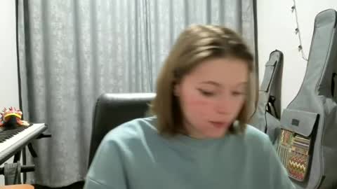 Snapshot of terranaufzinger chatting on 22, 5, 2026 Anny Simpson online show from 22, 5, 2026