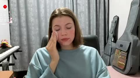 Snapshot of terranaufzinger chatting on 27, 5, 2026 Anny Simpson online show from 27, 5, 2026