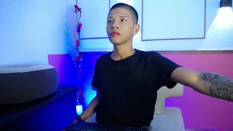 tessachains online show from 4, 12, 2025