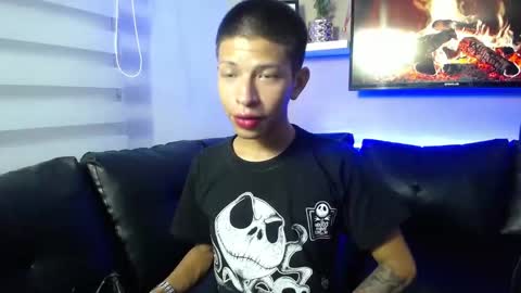 tessachains online show from 22, 12, 2025