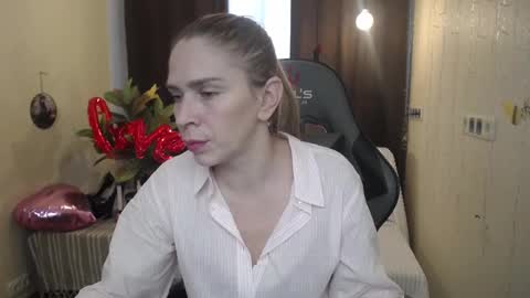 tessadaybreak online show from 19, 2, 2025