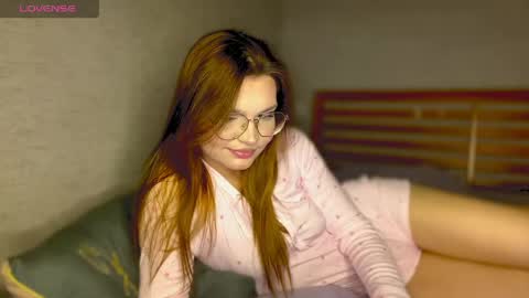 Snapshot of tessalust_ chatting on 3, 5, 2026 Tessa online show from 3, 5, 2026