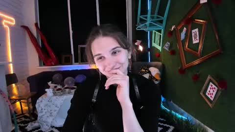 Tessa online show from 26, 9, 2025