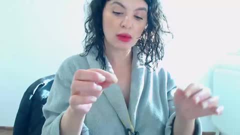 naughty tess online show from 7, 1, 2025