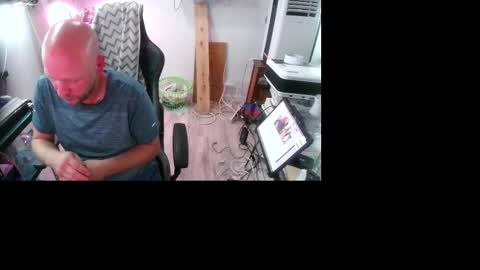 ThicThighsBlueEyes online show from 16, 9, 2025