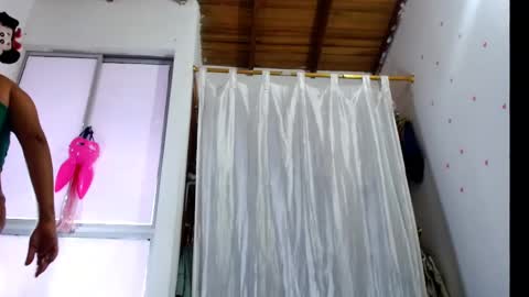 Snapshot of tezza_smith chatting on 12, 3, 2025 tezza smith online show from 12, 3, 2025