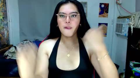 tgirlselena online show from 16, 2, 2026