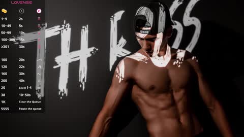 Snapshot of th_russ chatting on 27, 12, 2024 INSTAGRAM Th1rss online show from 27, 12, 2024