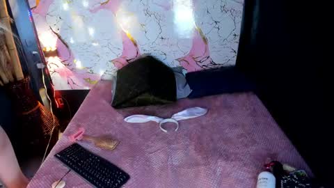       online show from 6, 6, 2026