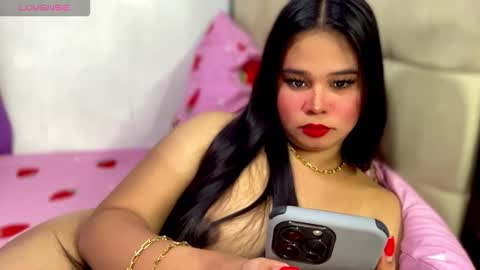 Ms. Thalia online show from 17, 12, 2025