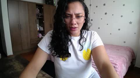 Snapshot of thaliacooper chatting on 3, 2, 2026 online show from 3, 2, 2026