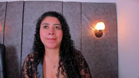 Snapshot of thara_webstter chatting on 25, 4, 2026 thara webstter online show from 25, 4, 2026