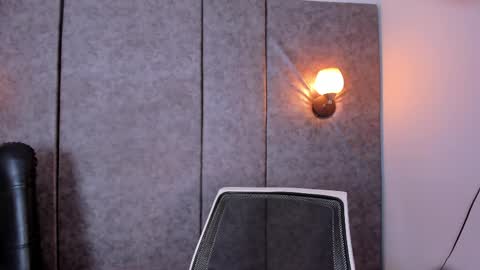 Snapshot of thara_webstter chatting on 7, 5, 2026 thara webstter online show from 7, 5, 2026