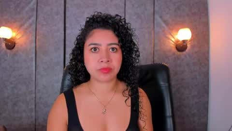 Snapshot of thara_webstter chatting on 1, 6, 2026 thara webstter online show from 1, 6, 2026