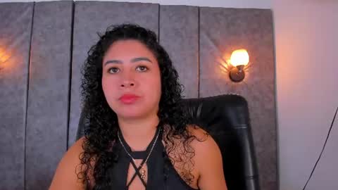 Snapshot of thara_webstter chatting on 6, 7, 2026 thara webstter online show from 6, 7, 2026