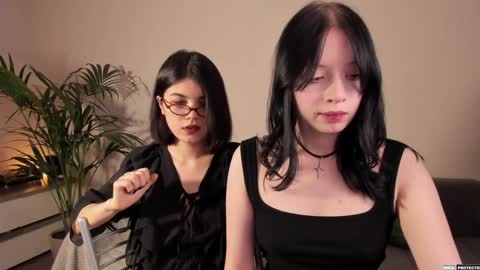 EllaLyn online show from 6, 12, 2024