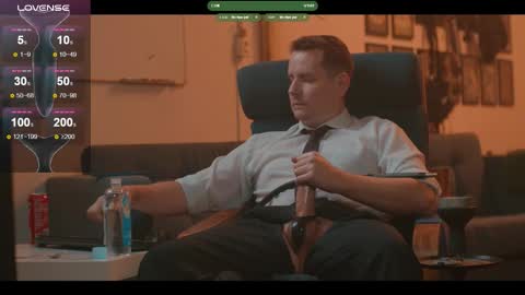 Snapshot of the_dilf chatting on 28, 2, 2026 The DILF - online show from 28, 2, 2026