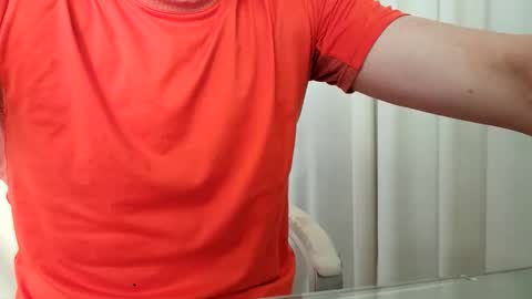 La Baguette dure online show from 23, 2, 2026